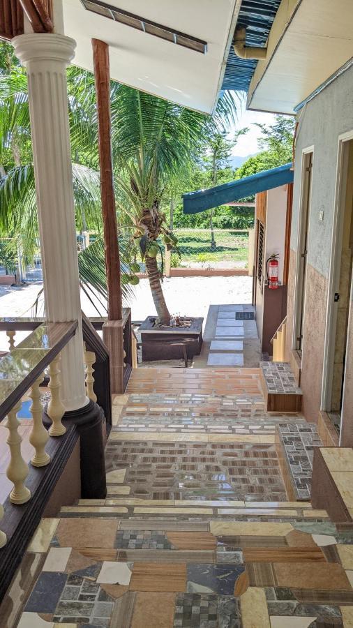 Maya Guest House - Sipaway Island San Carlos  外观 照片