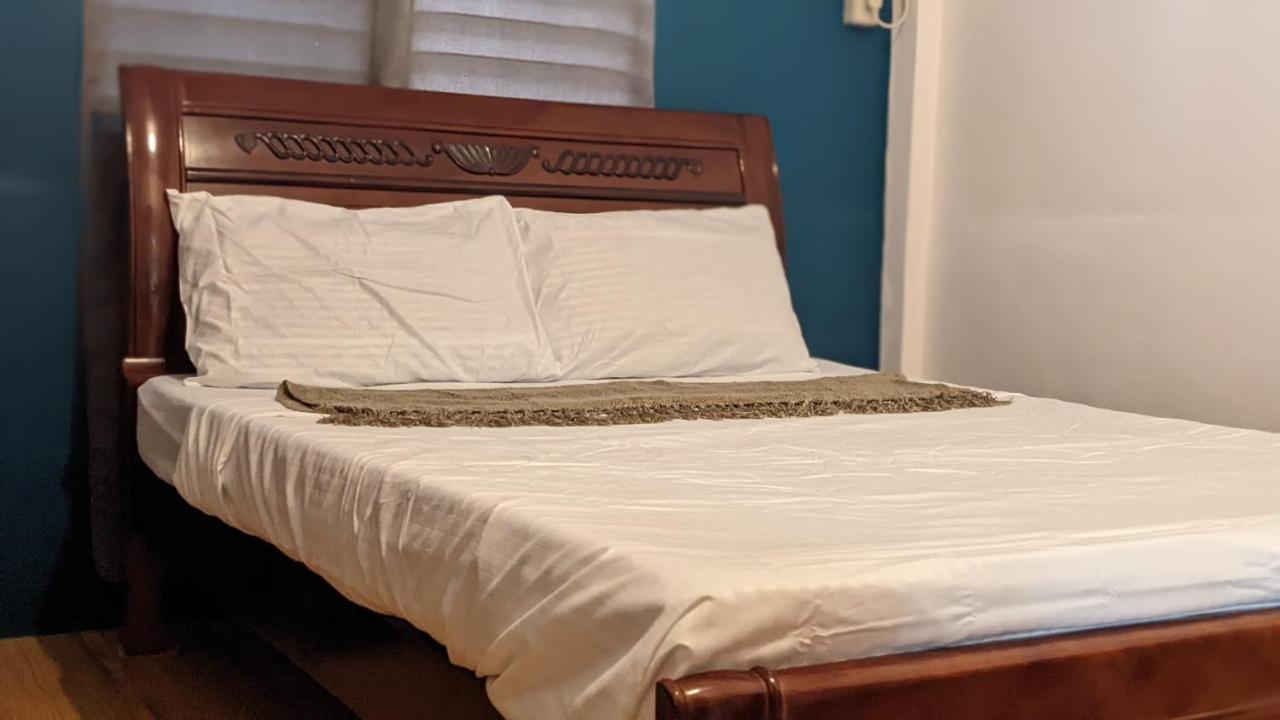 Maya Guest House - Sipaway Island San Carlos  外观 照片